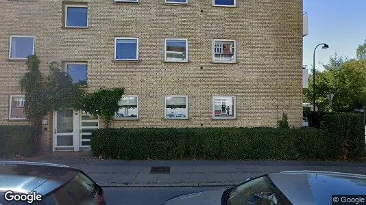 Lejligheder til salg i Charlottenlund - Foto fra Google Street View