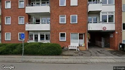 Lejligheder til salg i Charlottenlund - Foto fra Google Street View