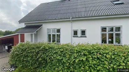 Lejligheder til salg i Gistrup - Foto fra Google Street View Lejligheder til salg i Gistrup - Foto fra Google Street View