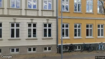 Lejligheder til salg i Odense C - Foto fra Google Street View Lejligheder til salg i Odense C - Foto fra Google Street View