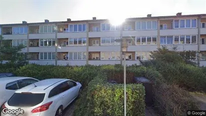 Lejligheder til salg i Odder - Foto fra Google Street View Lejligheder til salg i Odder - Foto fra Google Street View
