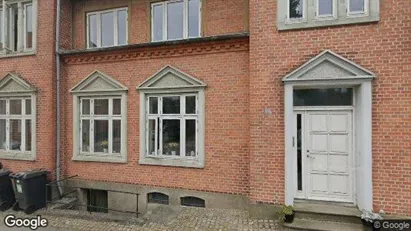 Lejligheder til salg i Odder - Foto fra Google Street View Lejligheder til salg i Odder - Foto fra Google Street View