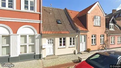 Lejligheder til salg i Middelfart - Foto fra Google Street View Lejligheder til salg i Middelfart - Foto fra Google Street View